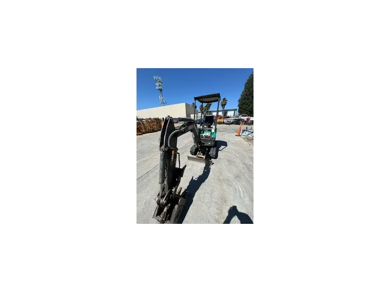 2015 IHI 17VXE