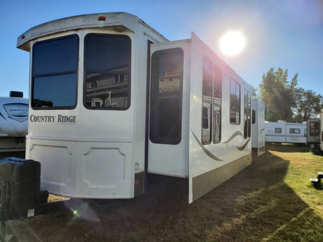 A photo of this 2011 Heartland COUNTRY RIDGE CR 40FKSS