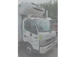 2014 HINO 195