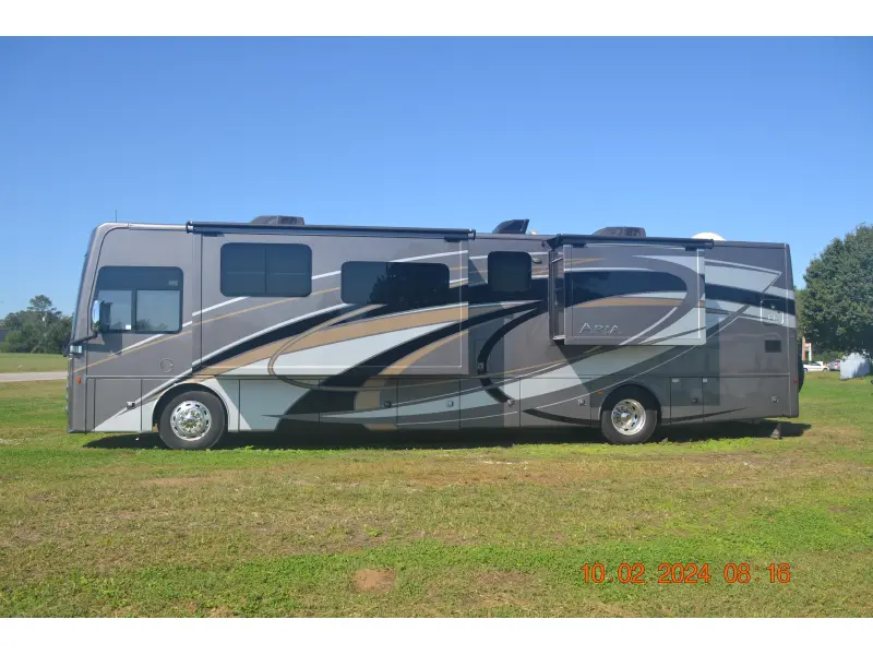 2019 Thor Motor Coach
