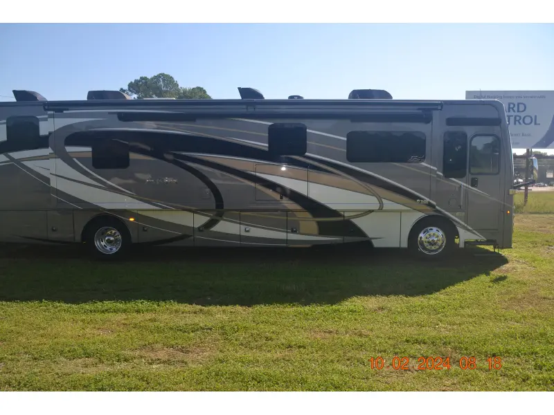 2019 Thor Motor Coach Aria 3901