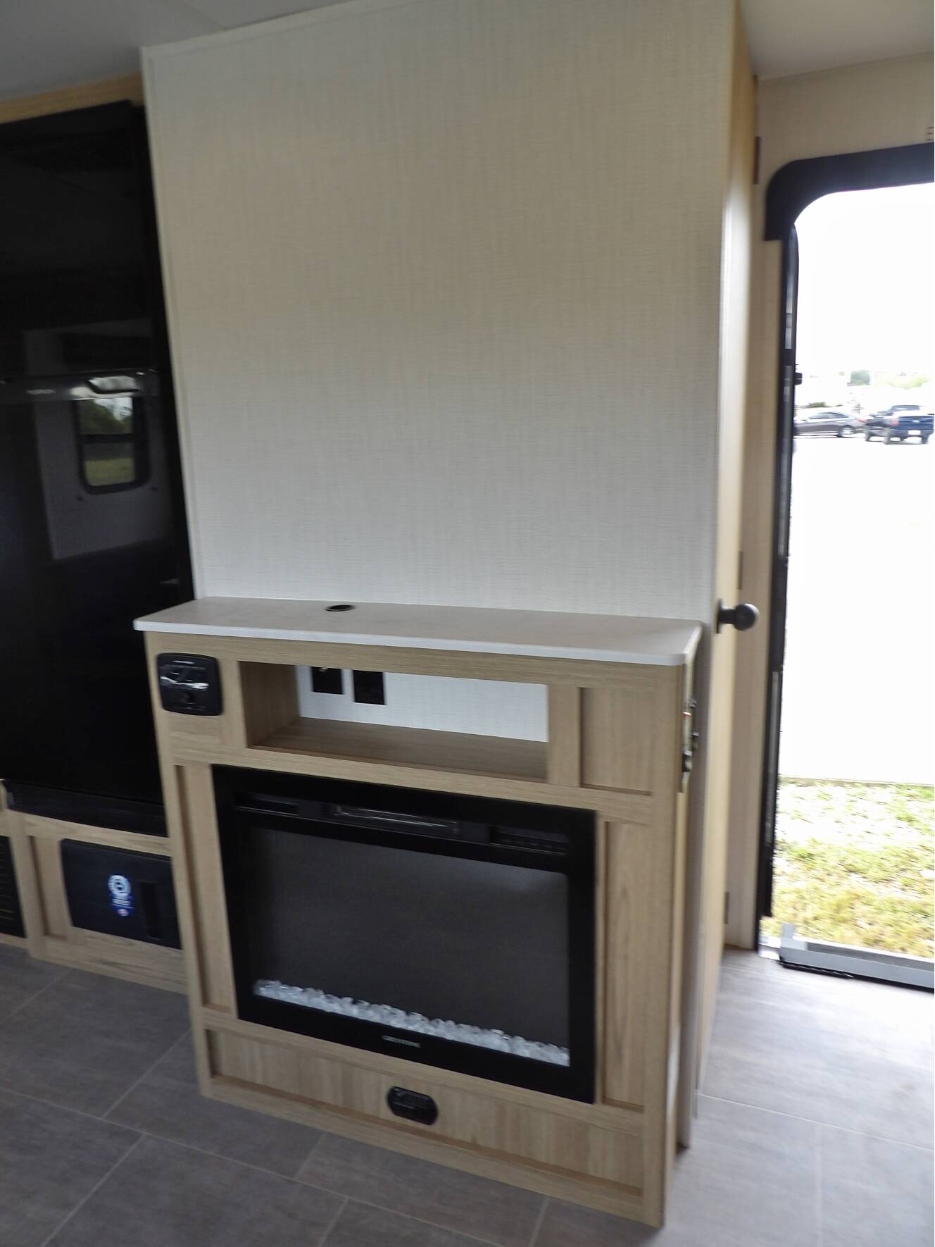 A photo of this 2025 Heartland PROWLER 3211BH