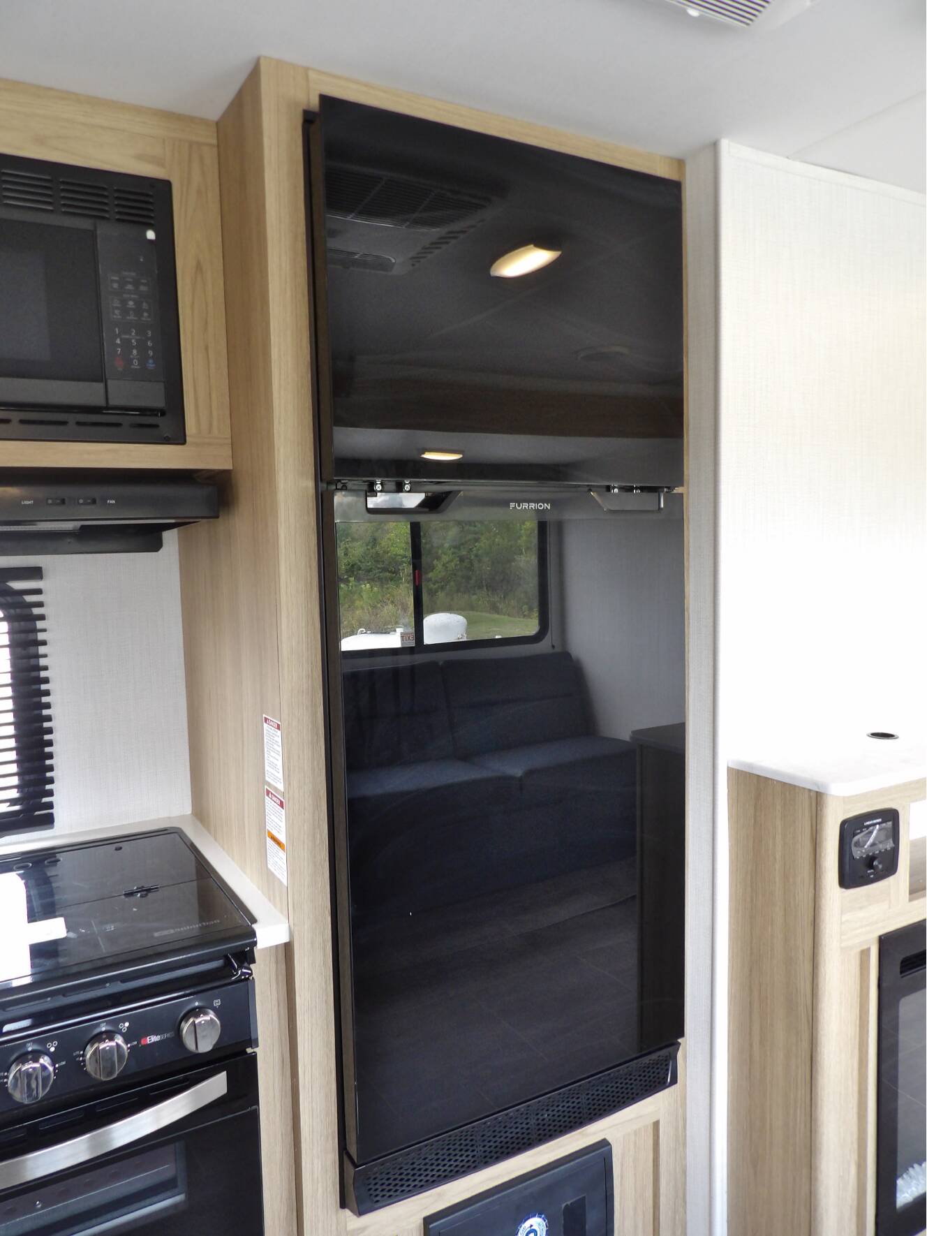 A photo of this 2025 Heartland PROWLER 3211BH
