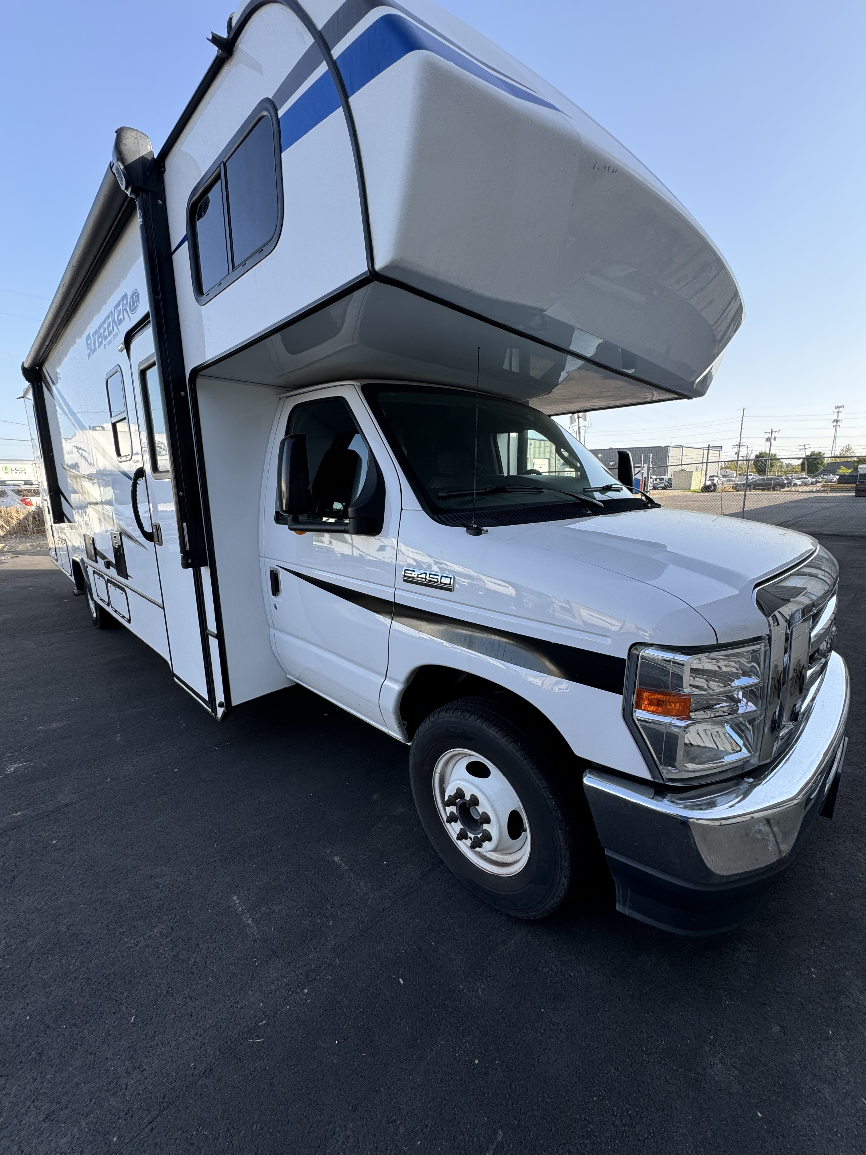 2022 Forest River SUNSEEKER 2850SLE RV