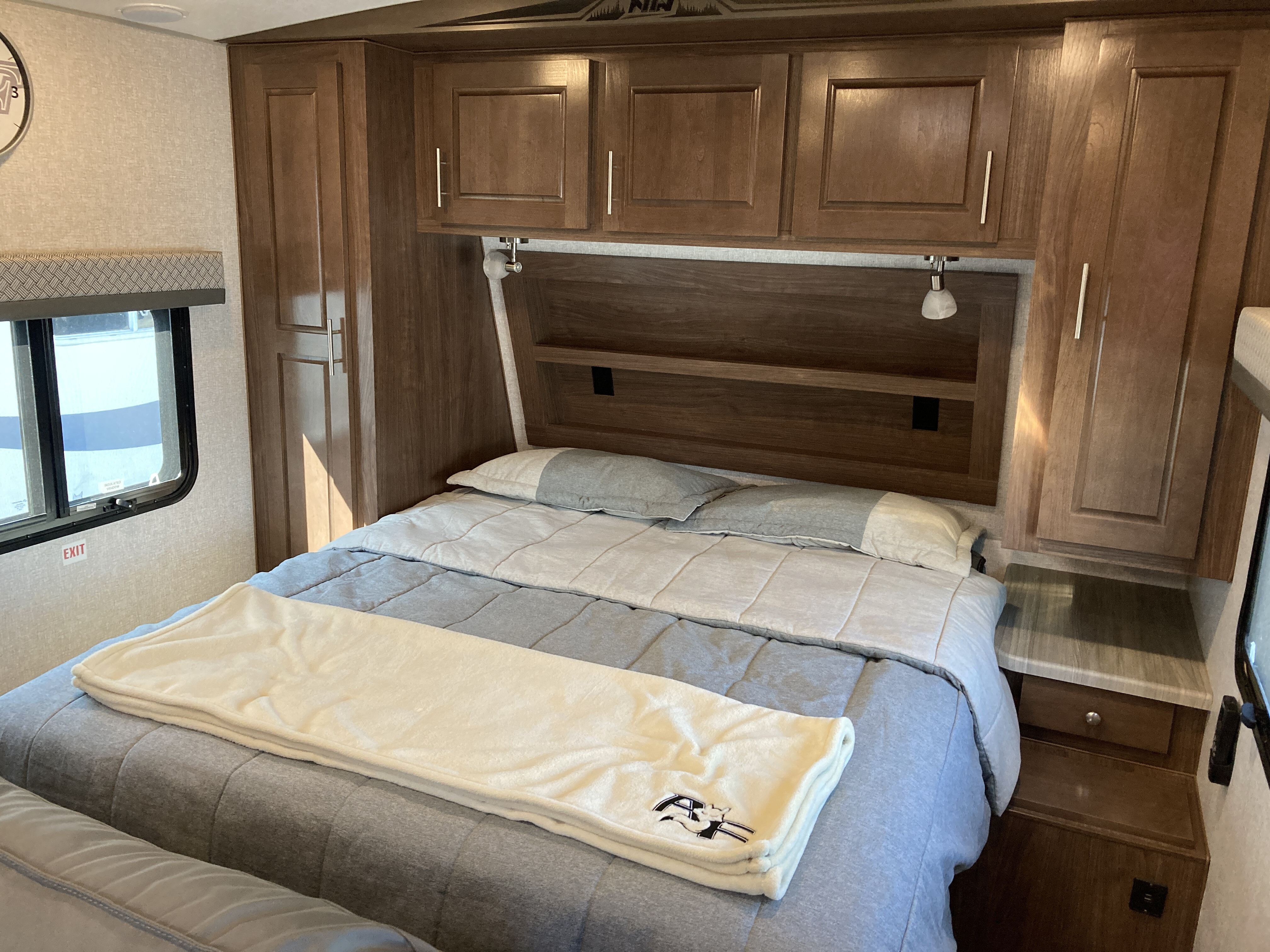 Used 2024 Northwood Arctic Fox North Fork 25R For Sale in West Milton