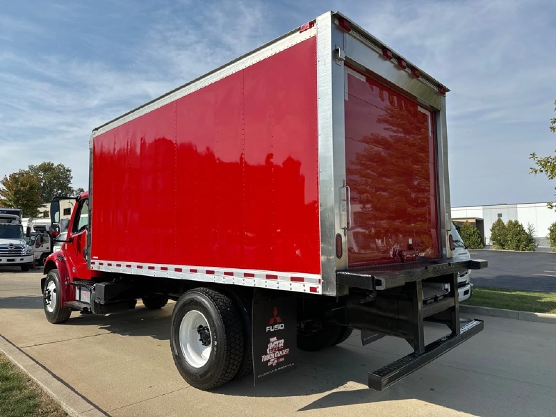2018 FREIGHTLINER BUSINESS CLASS M2 106
