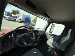 2018 FREIGHTLINER BUSINESS CLASS M2 106