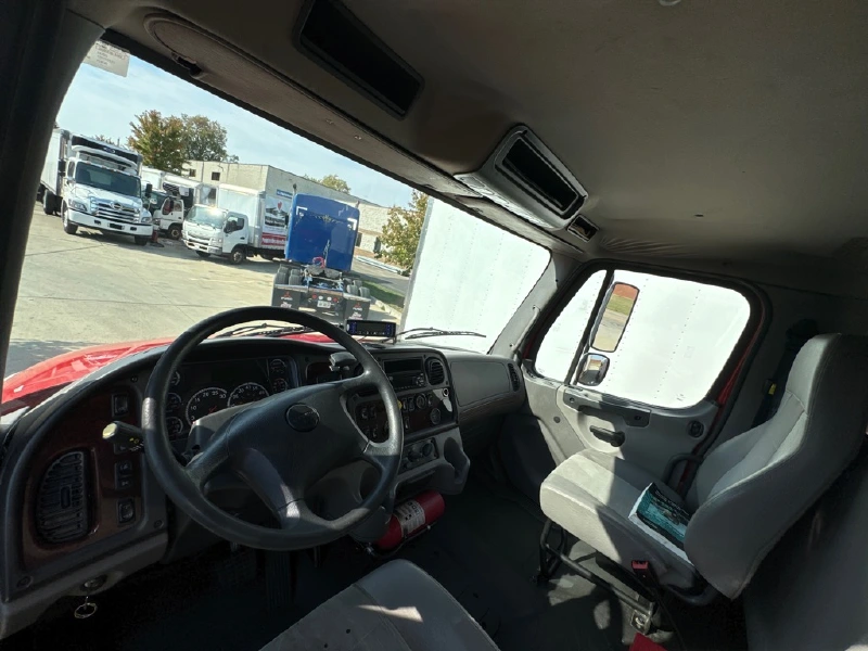 2018 FREIGHTLINER BUSINESS CLASS M2 106