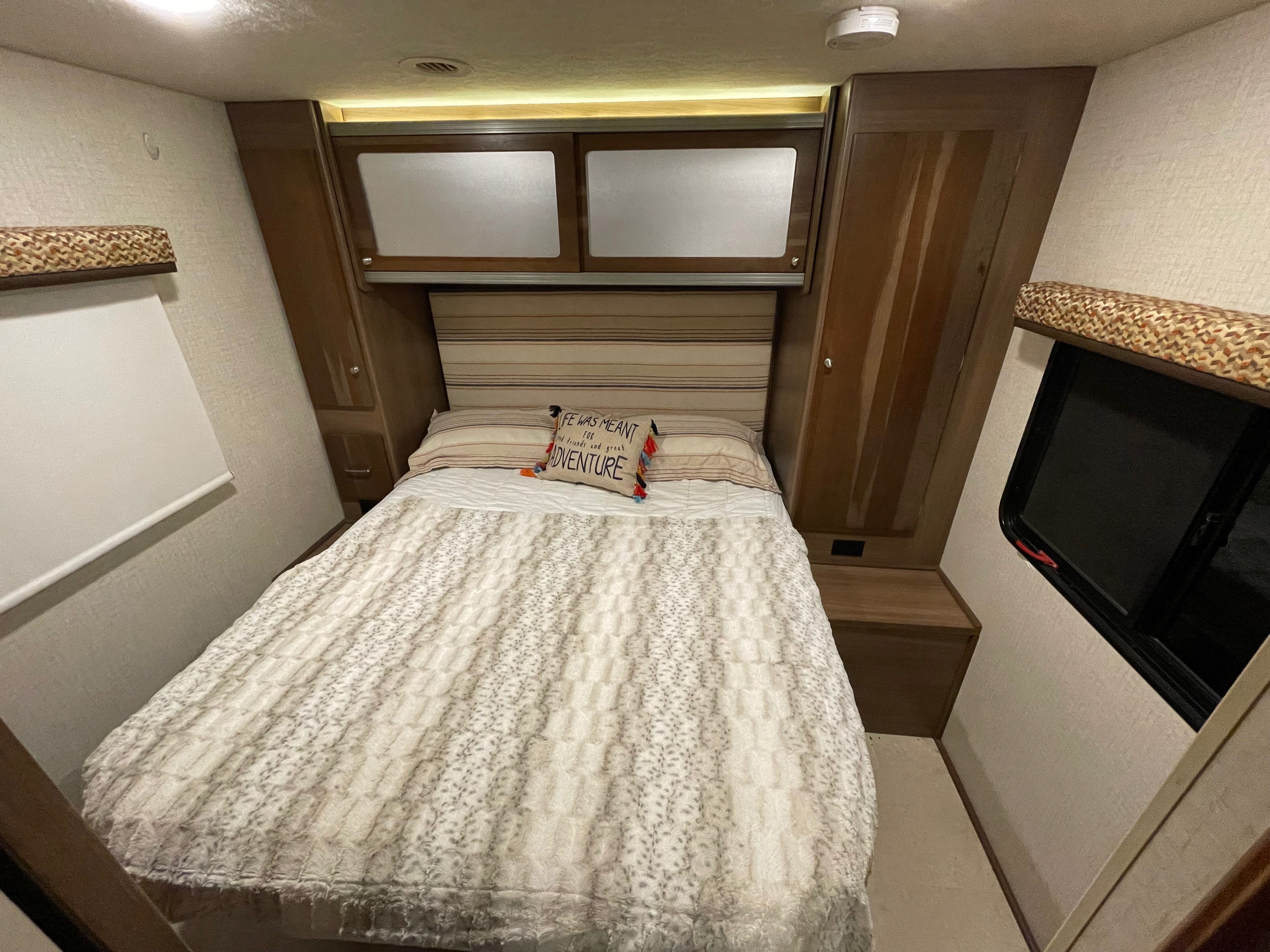 Used 2015 Itasca Tribute 27b in Garden City, ID 5033668168 RV Trader