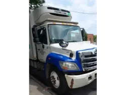 2013 HINO 338