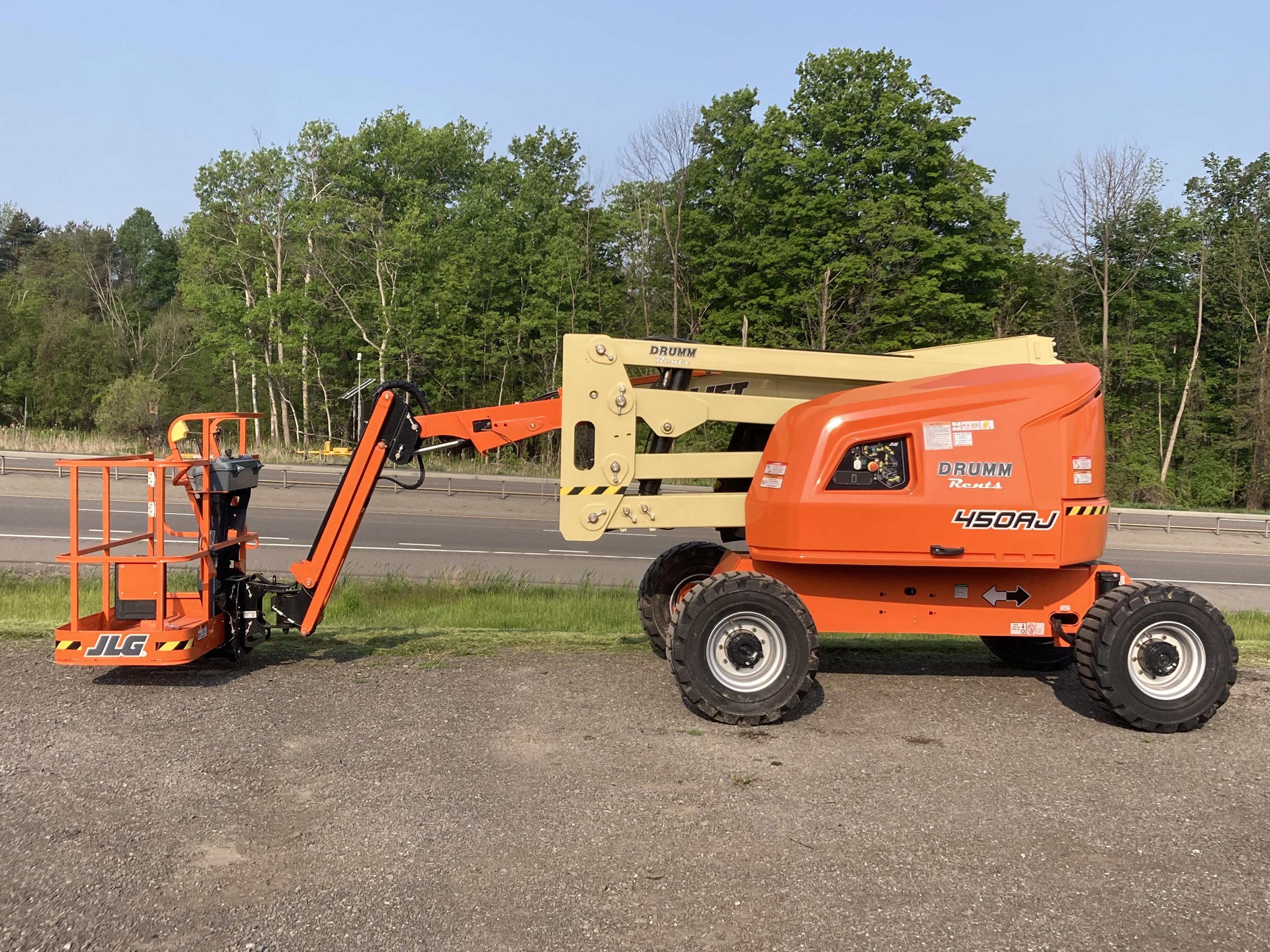 2022 JLG 450AJ Articulated Boom Lift