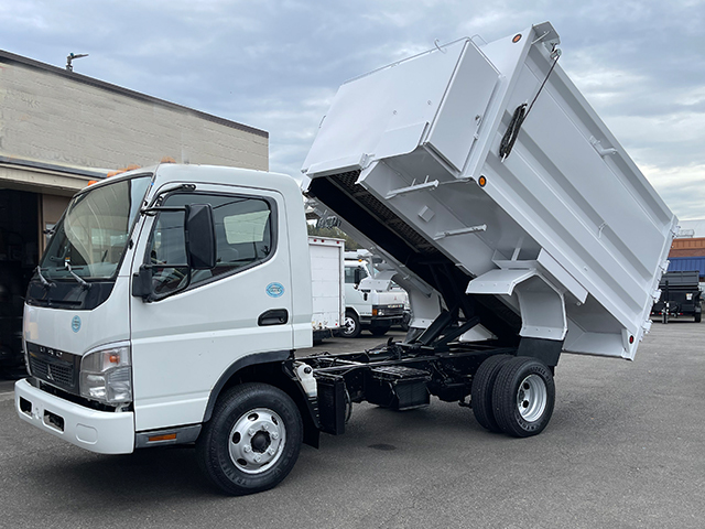 2010 MITSUBISHI Fuso in Kent, WA