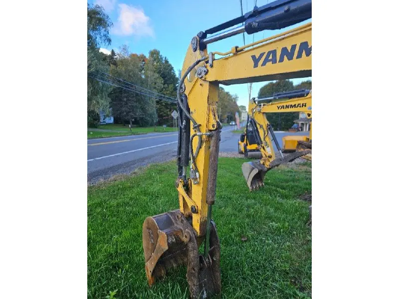 2017 YANMAR ViO35-6A