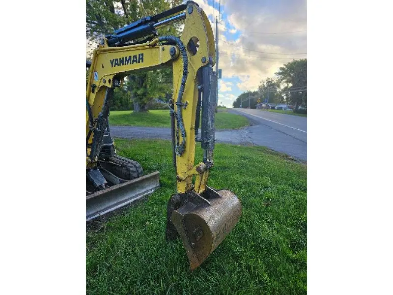 2017 YANMAR ViO35-6A