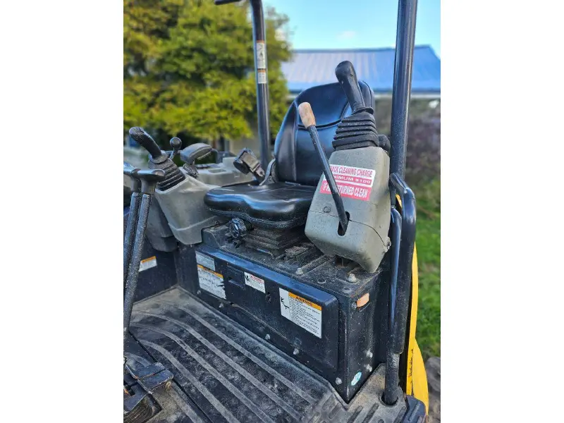 2017 YANMAR ViO35-6A