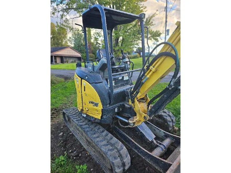 2017 YANMAR ViO35-6A