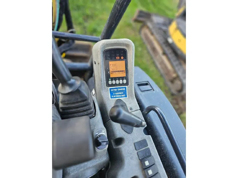 2017 YANMAR ViO35-6A