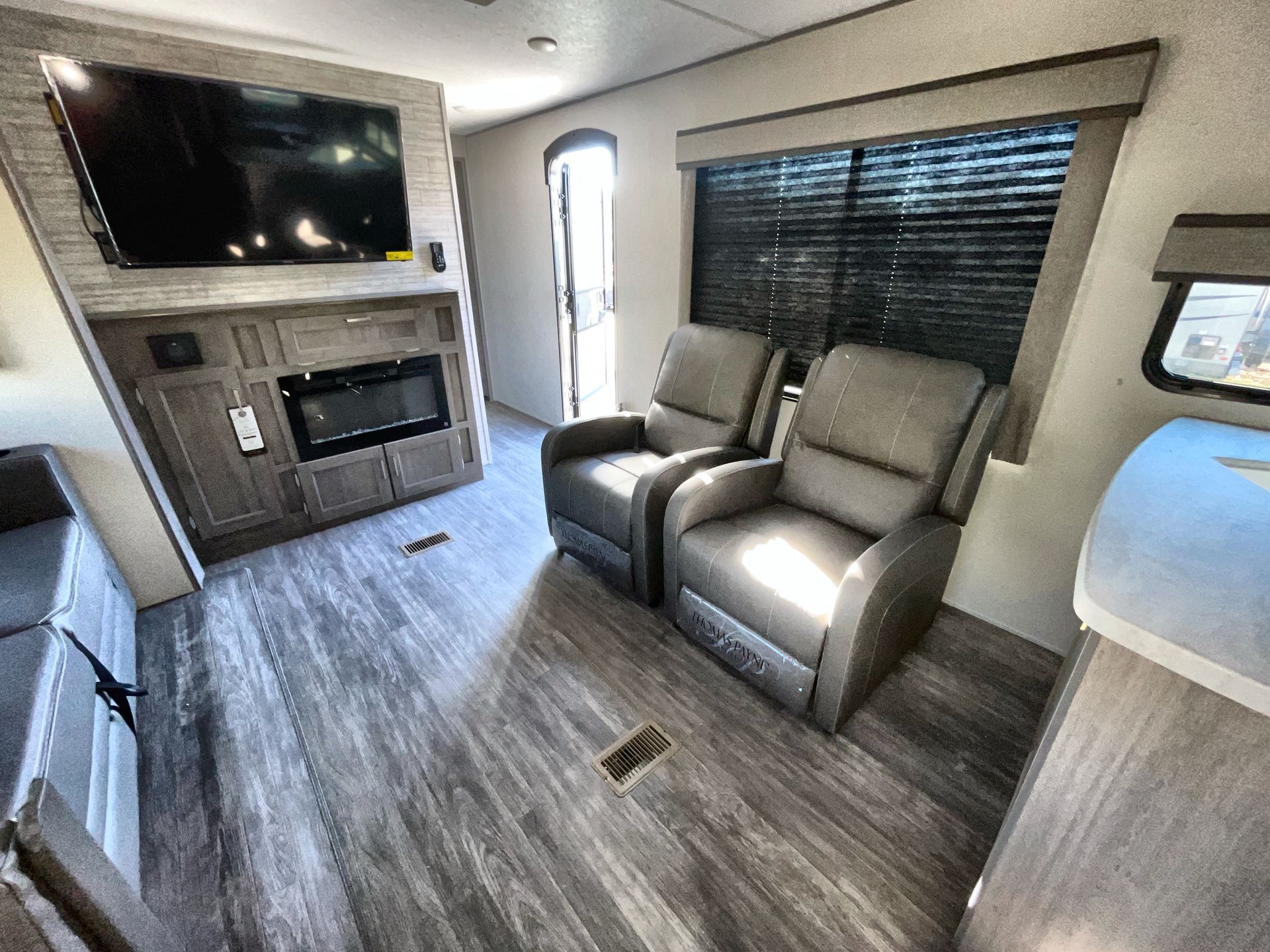 New 2025 Forest River Rv Aurora 31KDS For Sale in Duncan, SC