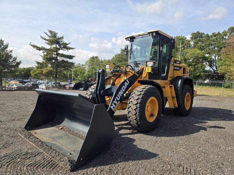2024 Hyundai Used 2024 HYUNDAI Loaders Bristol, PA