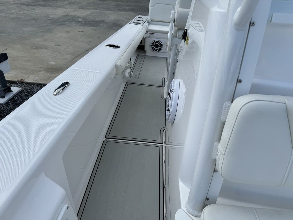 Used 2023 Everglades 243CC Nan For Sale in Port Saint Joe, FL