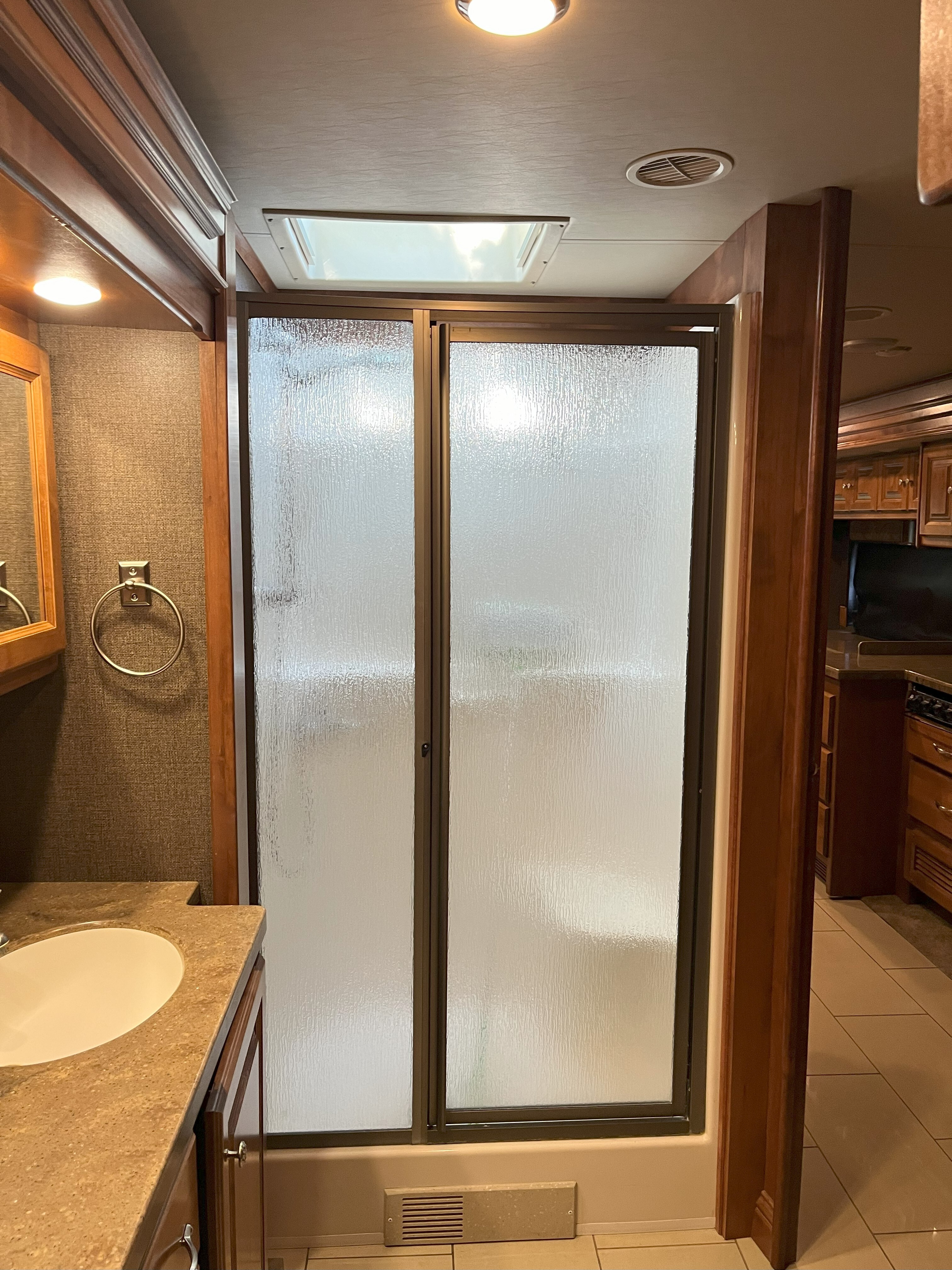 Used 2016 Tiffin Motorhomes Allegro Class A in Urbandale, IA
