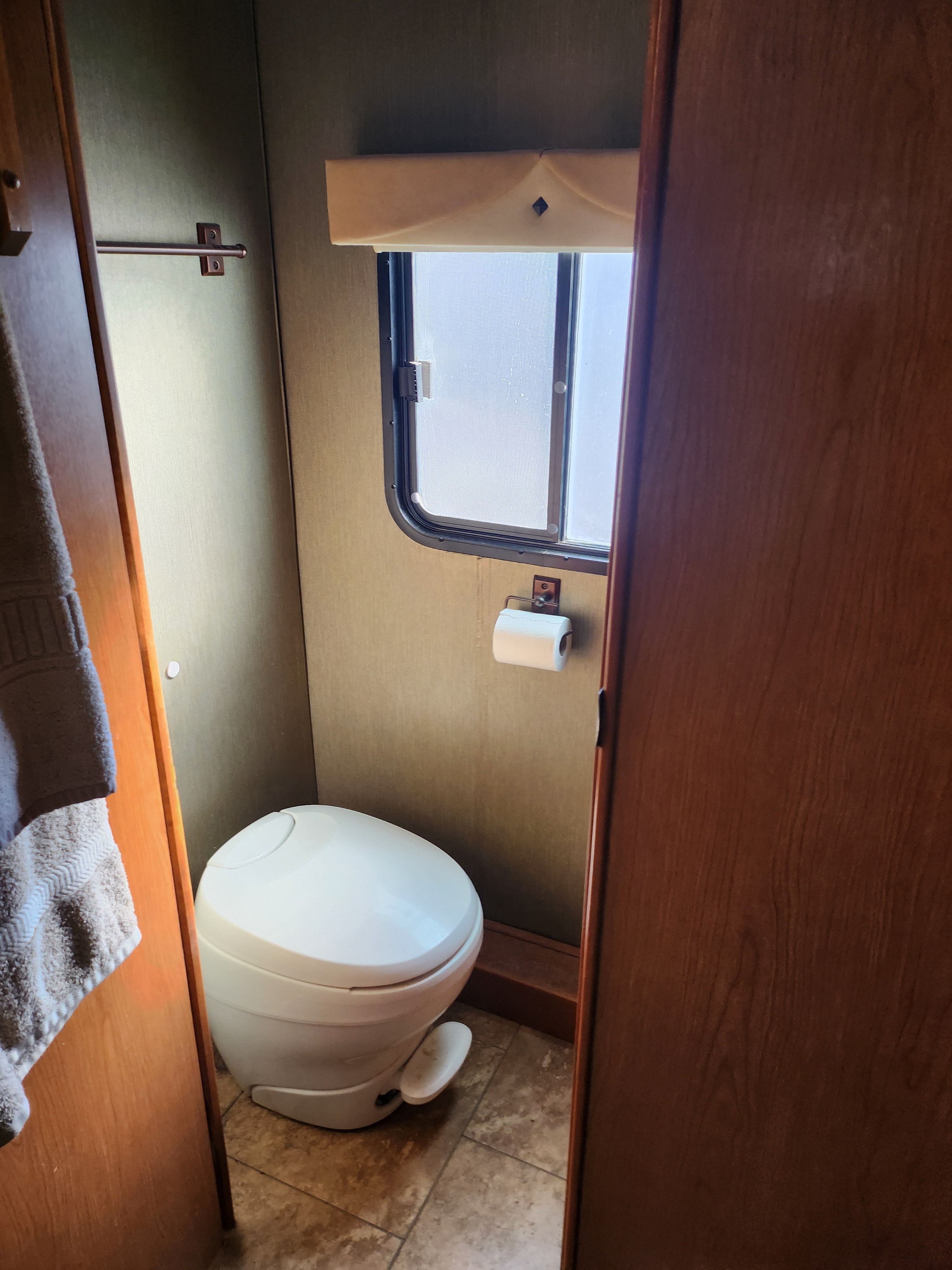 Used 2013 Tiffin Motorhomes Allegro 34tga in Buckeye, AZ 5033746110