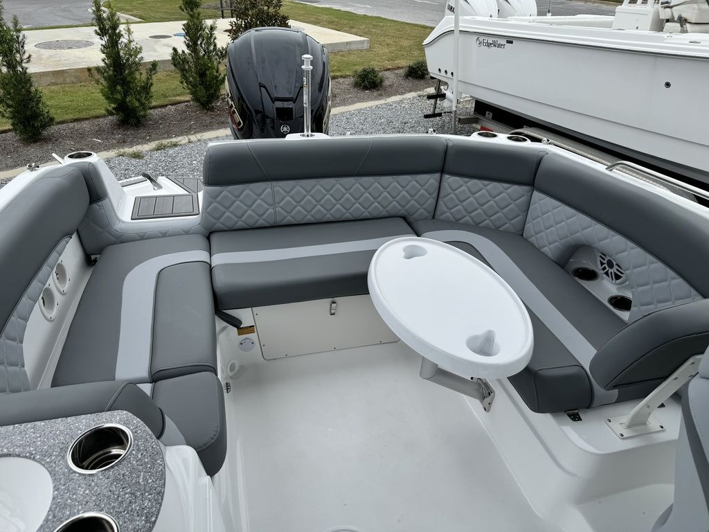 New 2025 Nauticstar 243DC Deck Nan For Sale in Port Saint Joe, FL
