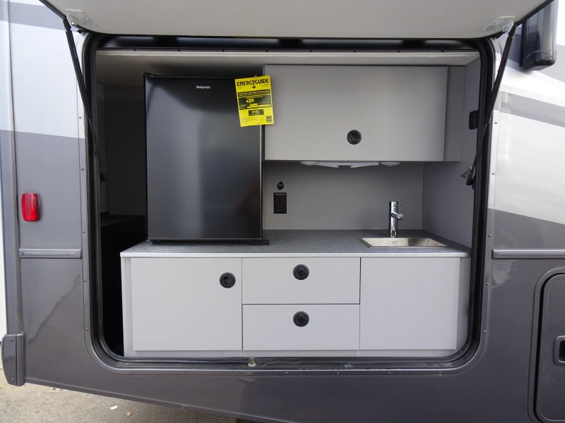 2025 WINNEBAGO VISTA 31B