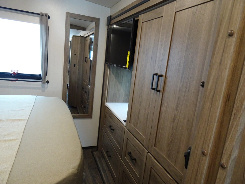 2025 WINNEBAGO VISTA 31B