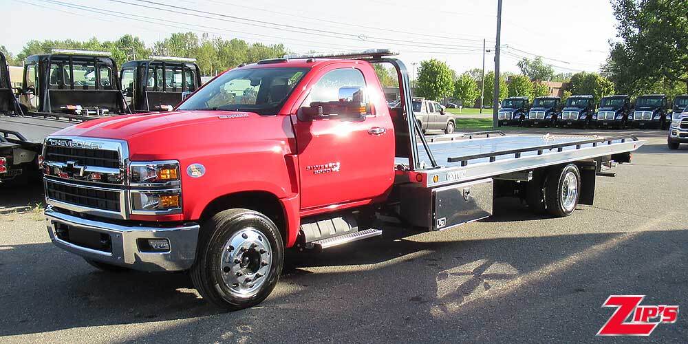 2023 CHEVROLET SILVERADO 6500HD in New Hampton, IA