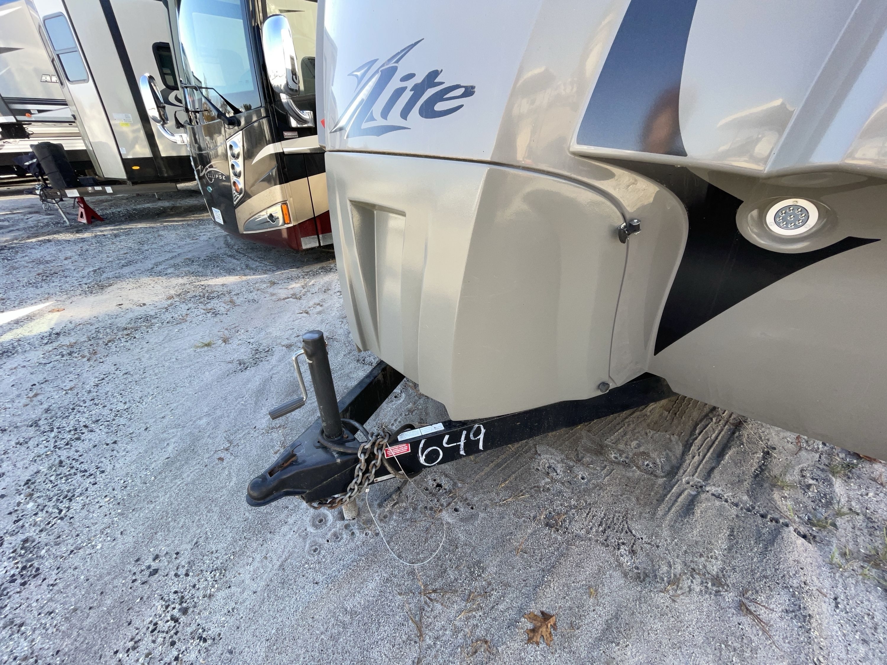 Used 2014 Keystone Cougar 32RBK For Sale in Windham, ME 5033783201