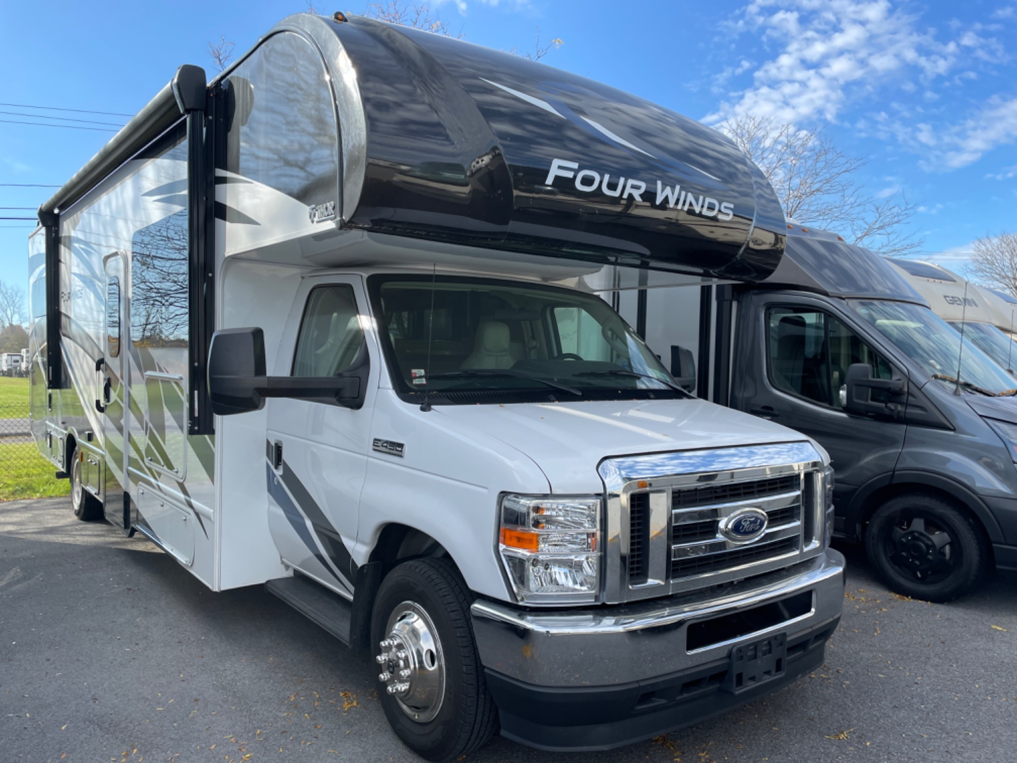 Used 2023 Thor Four Winds 31W For Sale in Syracuse, NY 5033797725