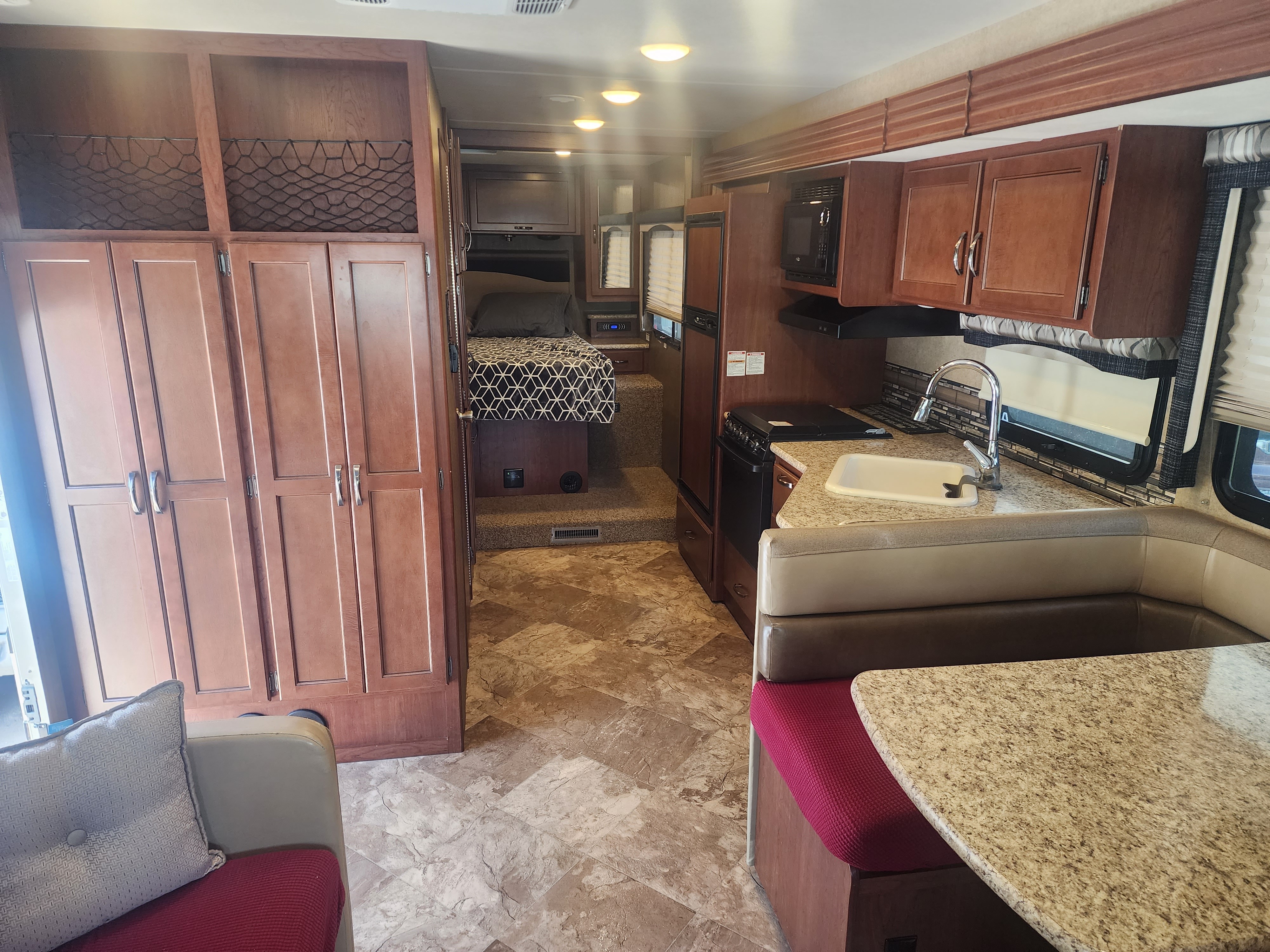 Used 2016 Thor Motor Coach A.c.e. 29.2 in Salt Lake City, UT
