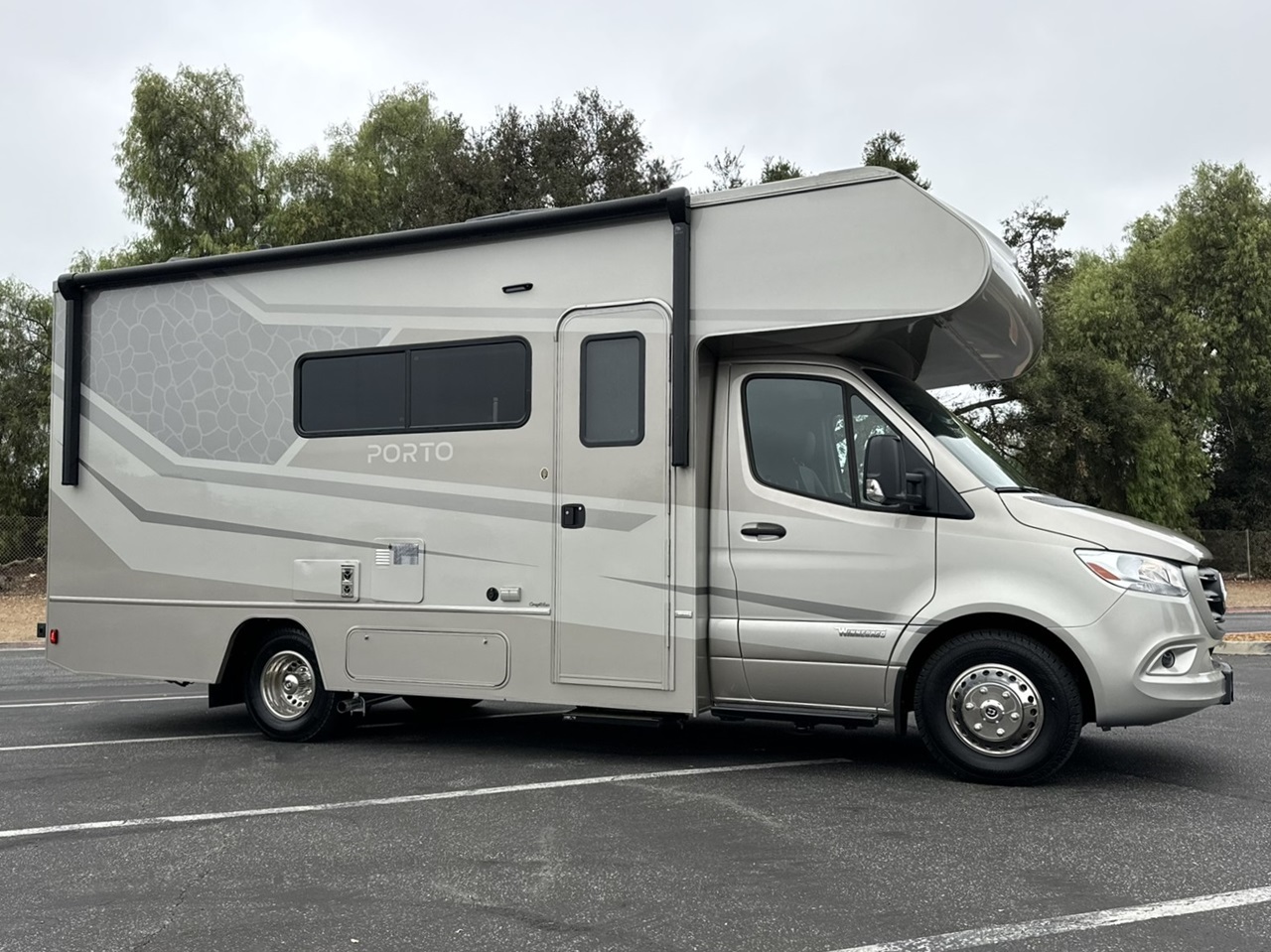 2025 Winnebago PORTO 24P in thousand oaks CA
