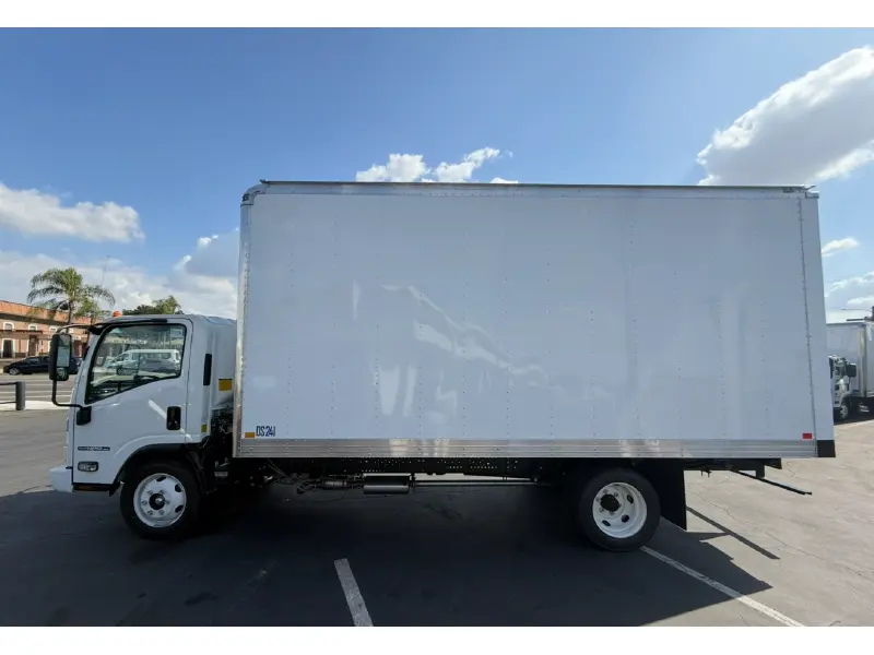 2024 ISUZU NPR HD GAS