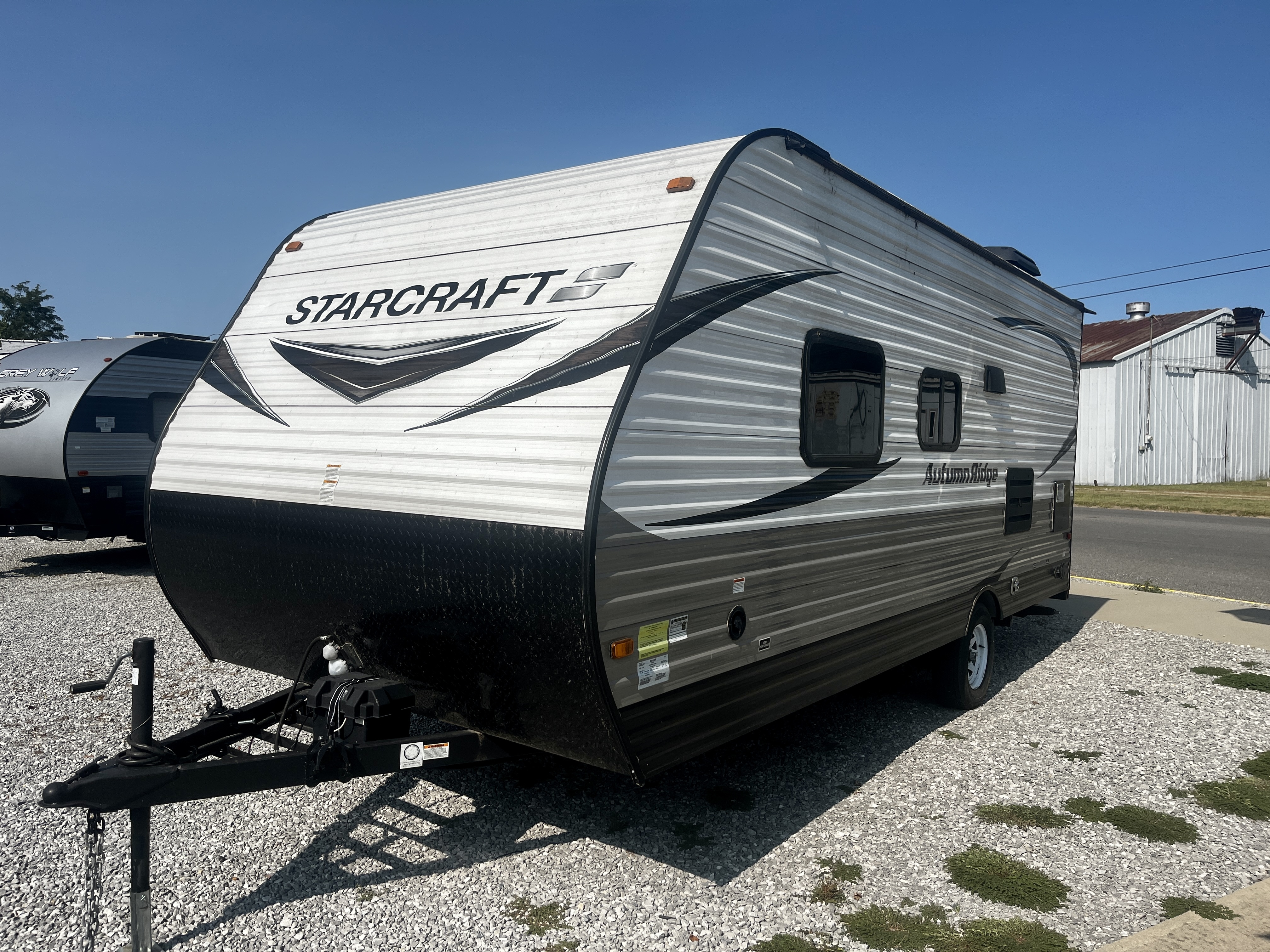 remilla R8-3409　2018Autumn/Winter　2nd New & Used Starcraft Autumn Ridge Outfitter Travel Trailer
