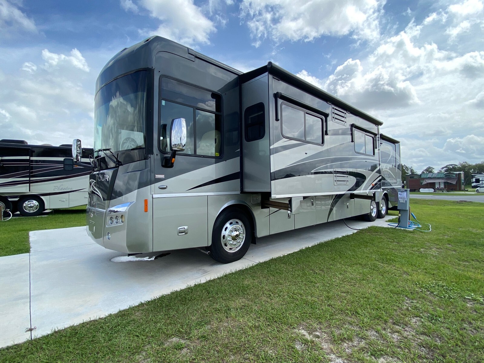 2010 Winnebago Tour RVs For Sale - RV Trader