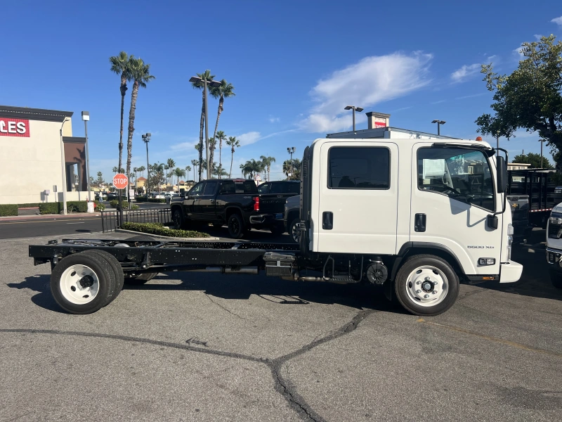 2025 ISUZU NRR GAS