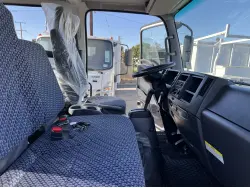 2025 ISUZU NRR GAS