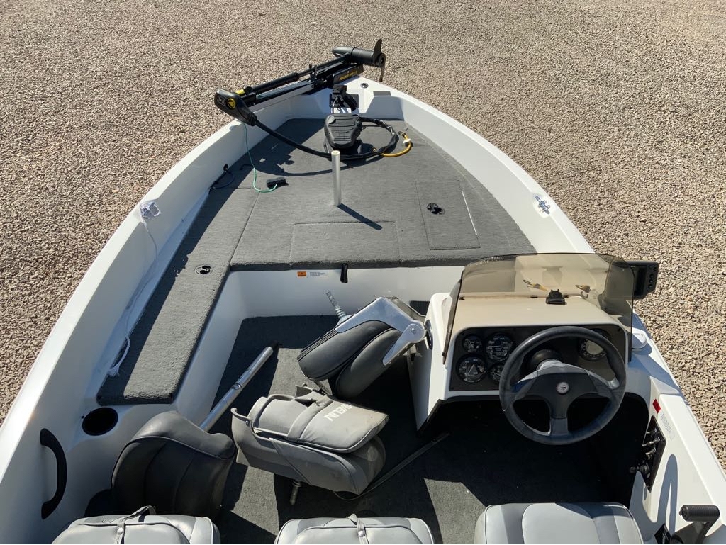 Used 2001 Javelin 17 Venom For Sale in Lexington, TN 5033887234