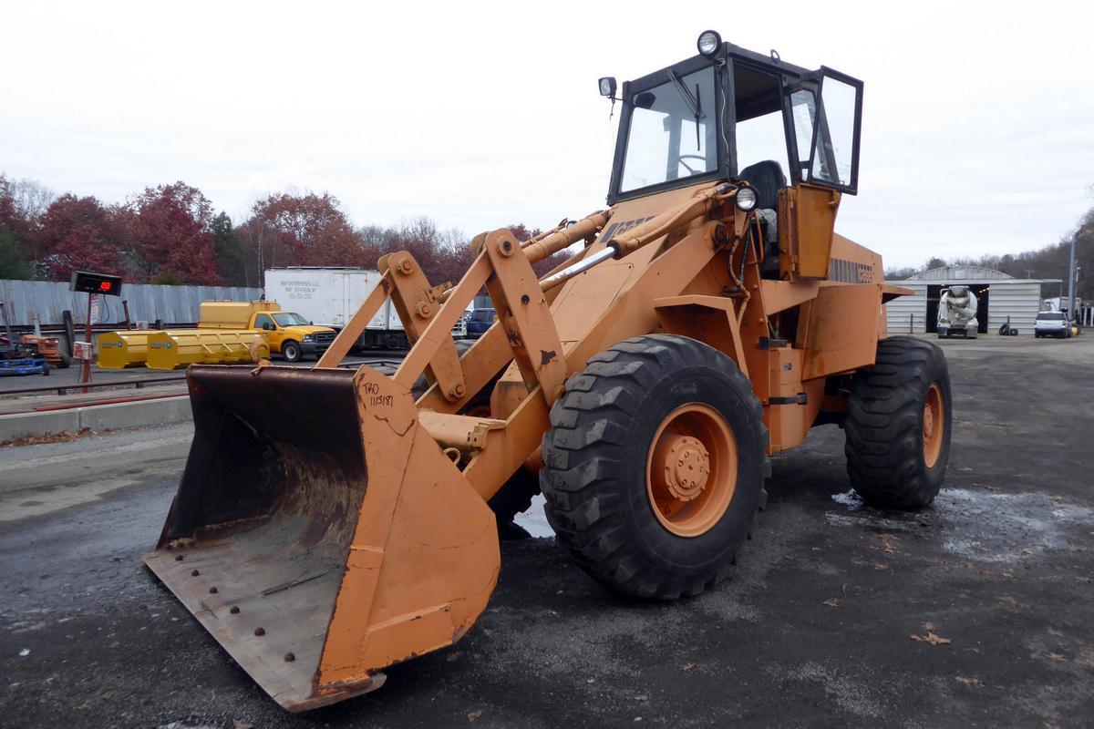 1975 CASE W24B in Sparrow Bush, NY