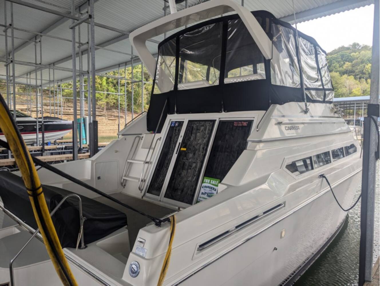 A photo of this 1997 Carver Santego 380