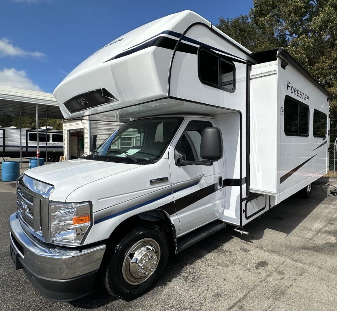 2025 Forest River forester 2851s