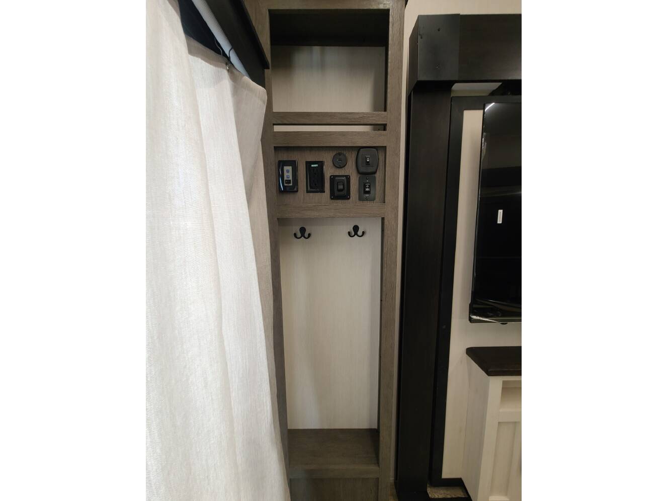 A photo of this 2025 Forest River Cherokee Arctic Wolf 3800DECK