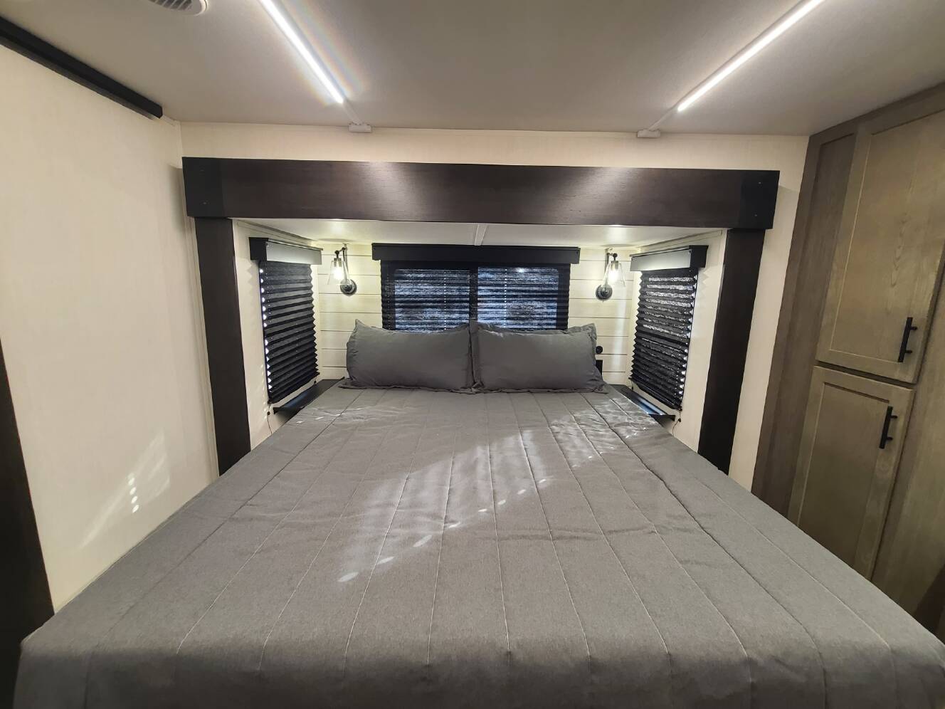 A photo of this 2025 Forest River Cherokee Arctic Wolf 3800DECK