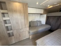 2020 LEISURE TRAVEL WONDER W24FTB