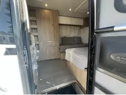 2020 LEISURE TRAVEL WONDER W24FTB