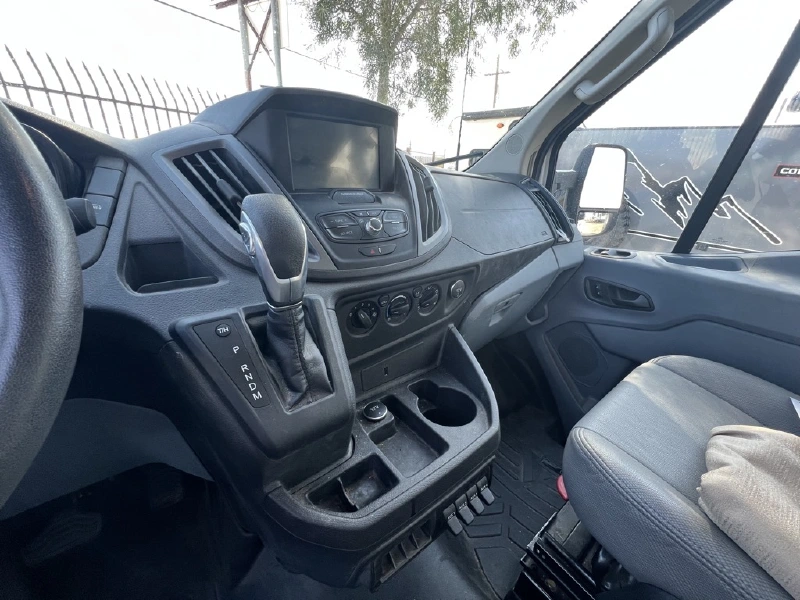 2020 LEISURE TRAVEL WONDER W24FTB