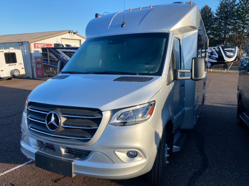 2025 Pleasure-Way Plateau XLRB Std. Model RV