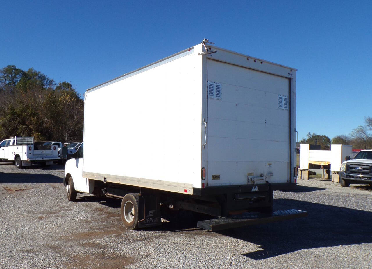 2018 CHEVROLET Express in Atoka, OK